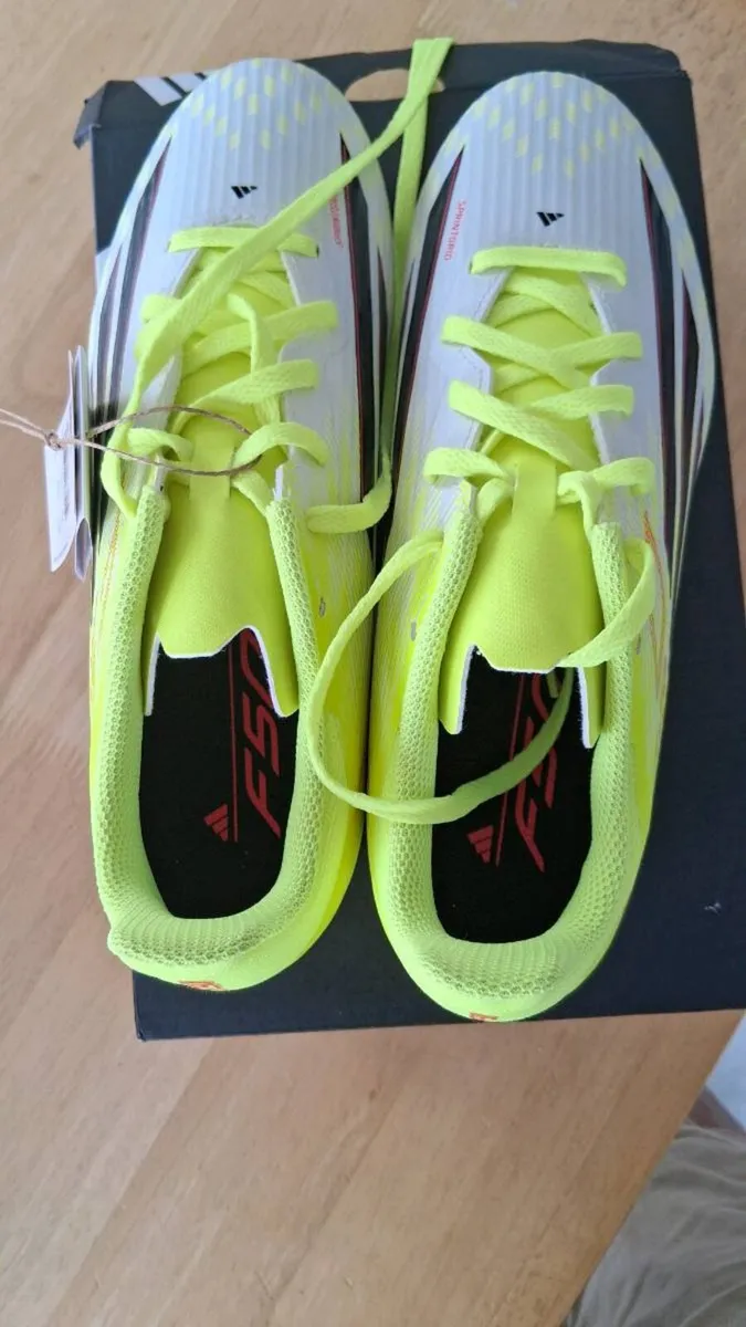 Adidas F50 size UK 5 1/2 - Image 4