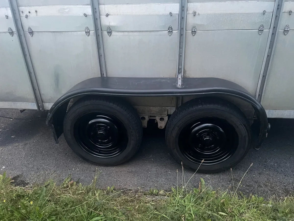 ifor williams mudguards for twin axle trailer - Image 4