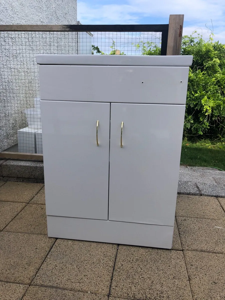 Bathroom Vanity Unit - Image 1