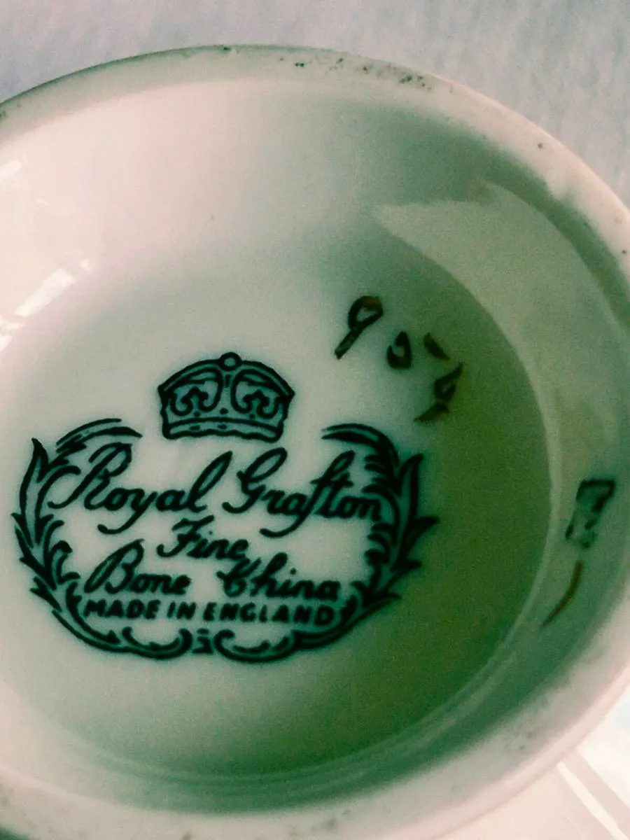 3 x lovely quality original 21piece tea services - Image 3