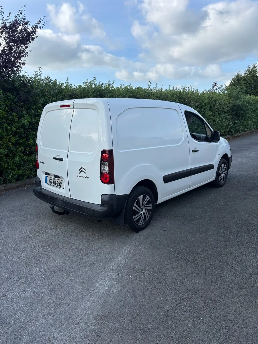 2016 Citreon Berlingo - Image 2