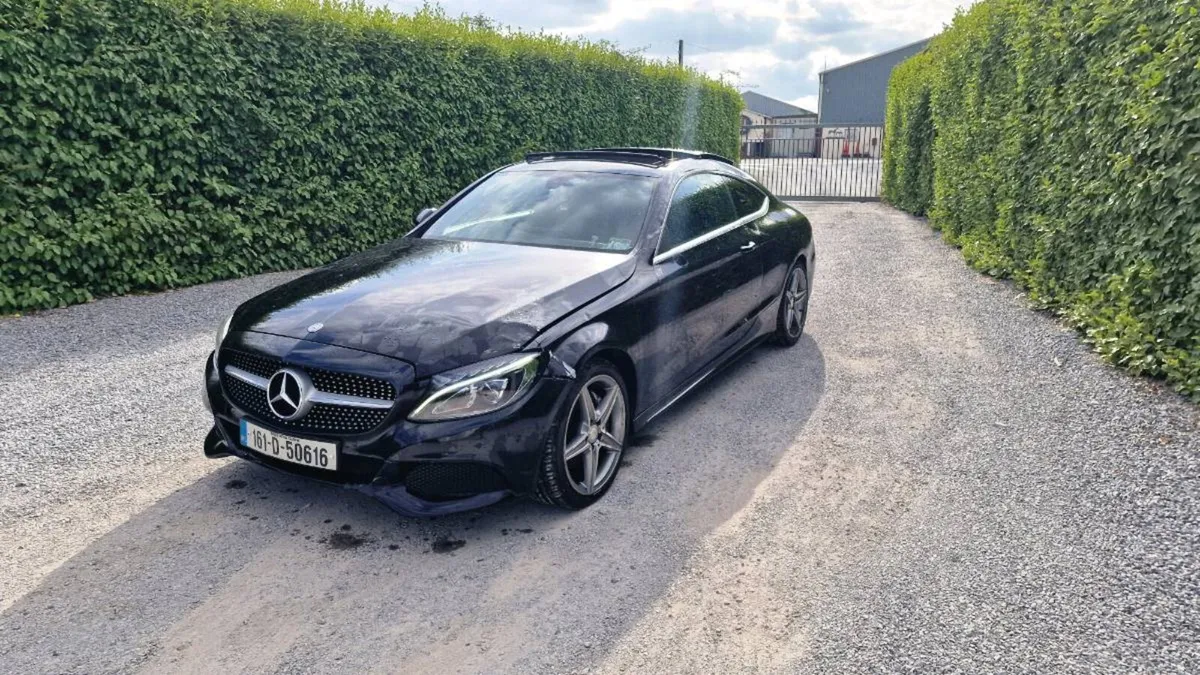 2016 Mercedes c220 coupe Amg line premium plus - Image 3
