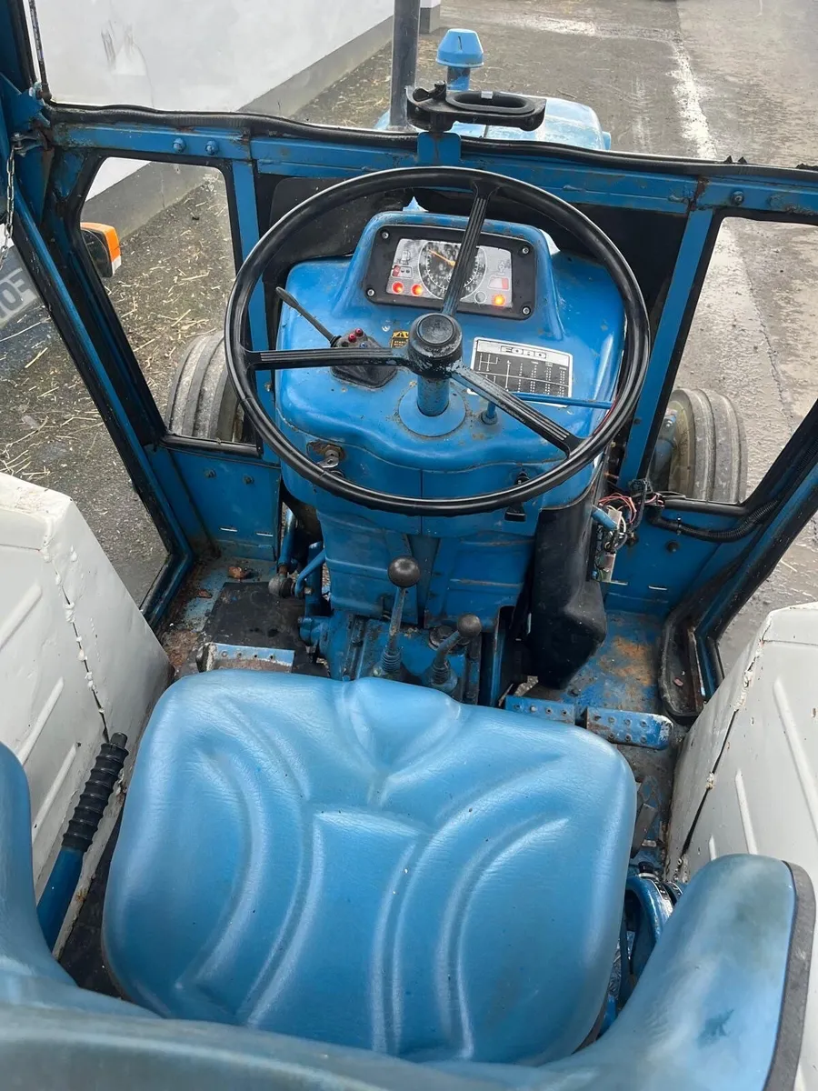 Ford 3600 - Image 2