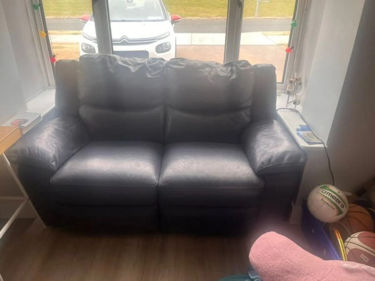 2 & 3 Seater Leater Recline Couch - Image 3
