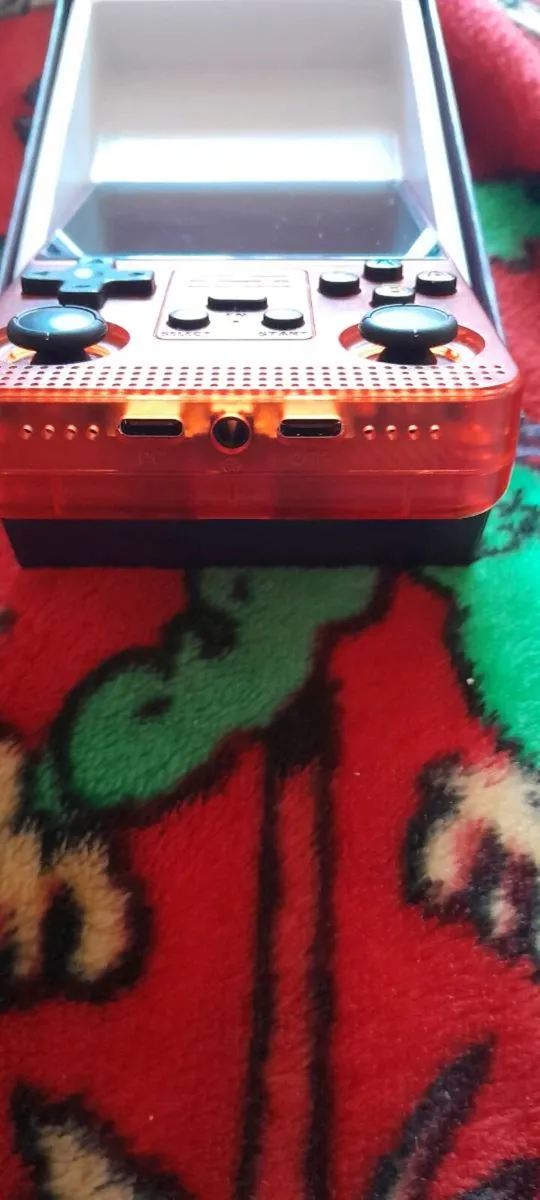R39 max games console - Image 4