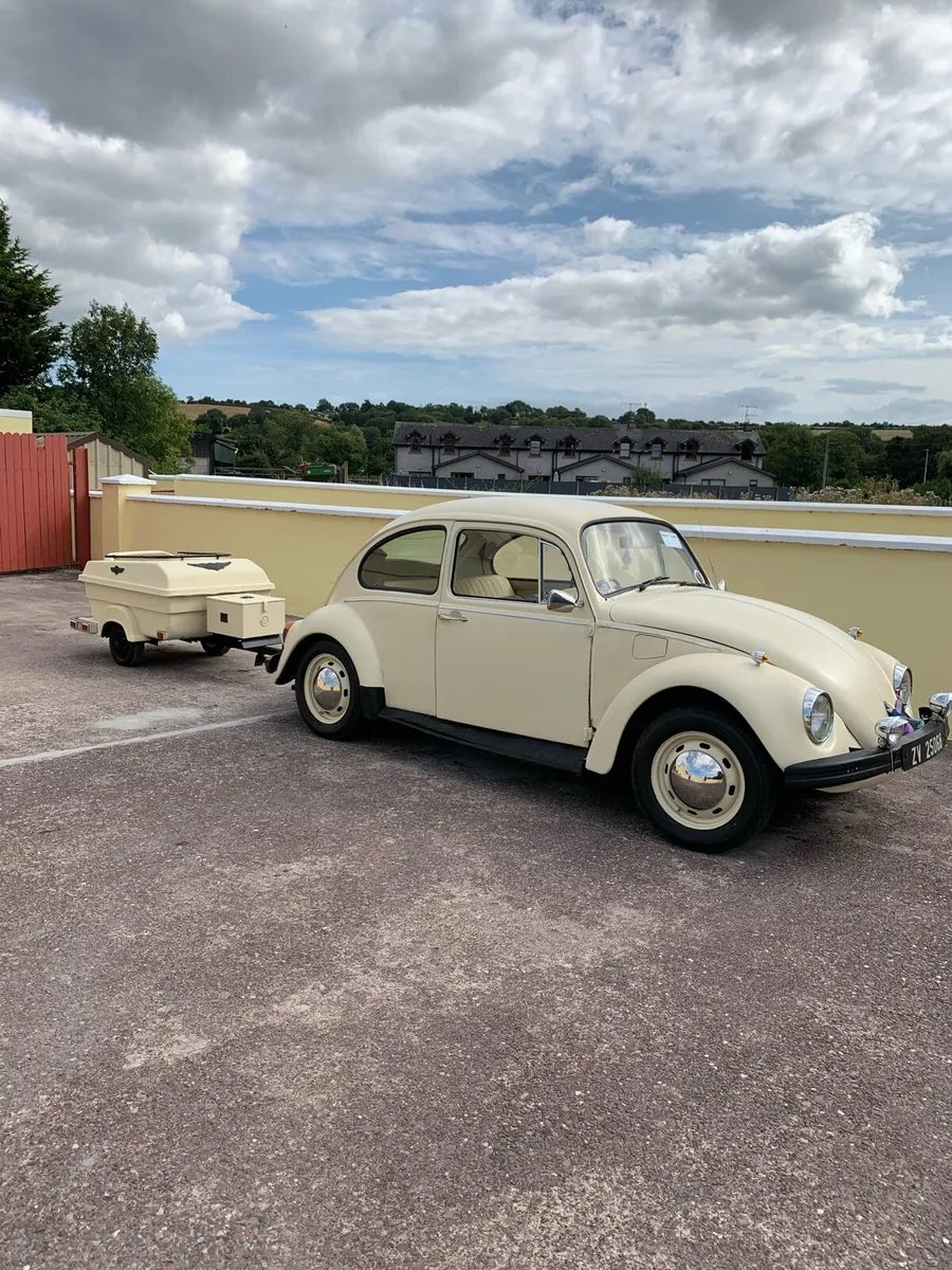 Volkswagen Beetle and Camping trailer - Image 3