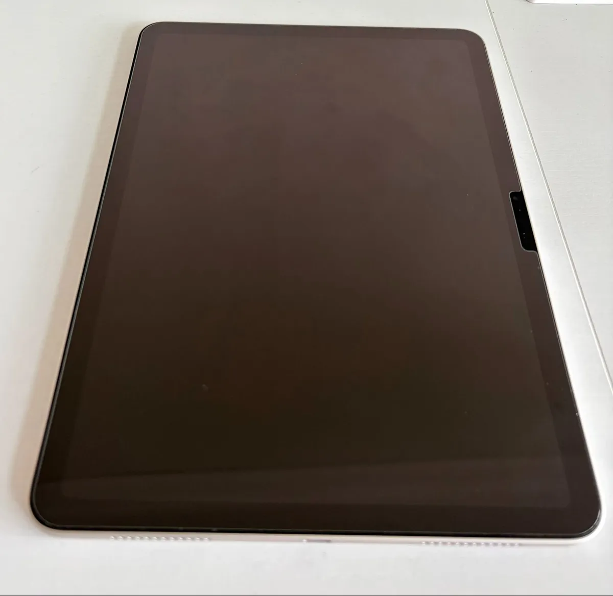 Apple iPad Air 11 inch, 256 GB - Image 1