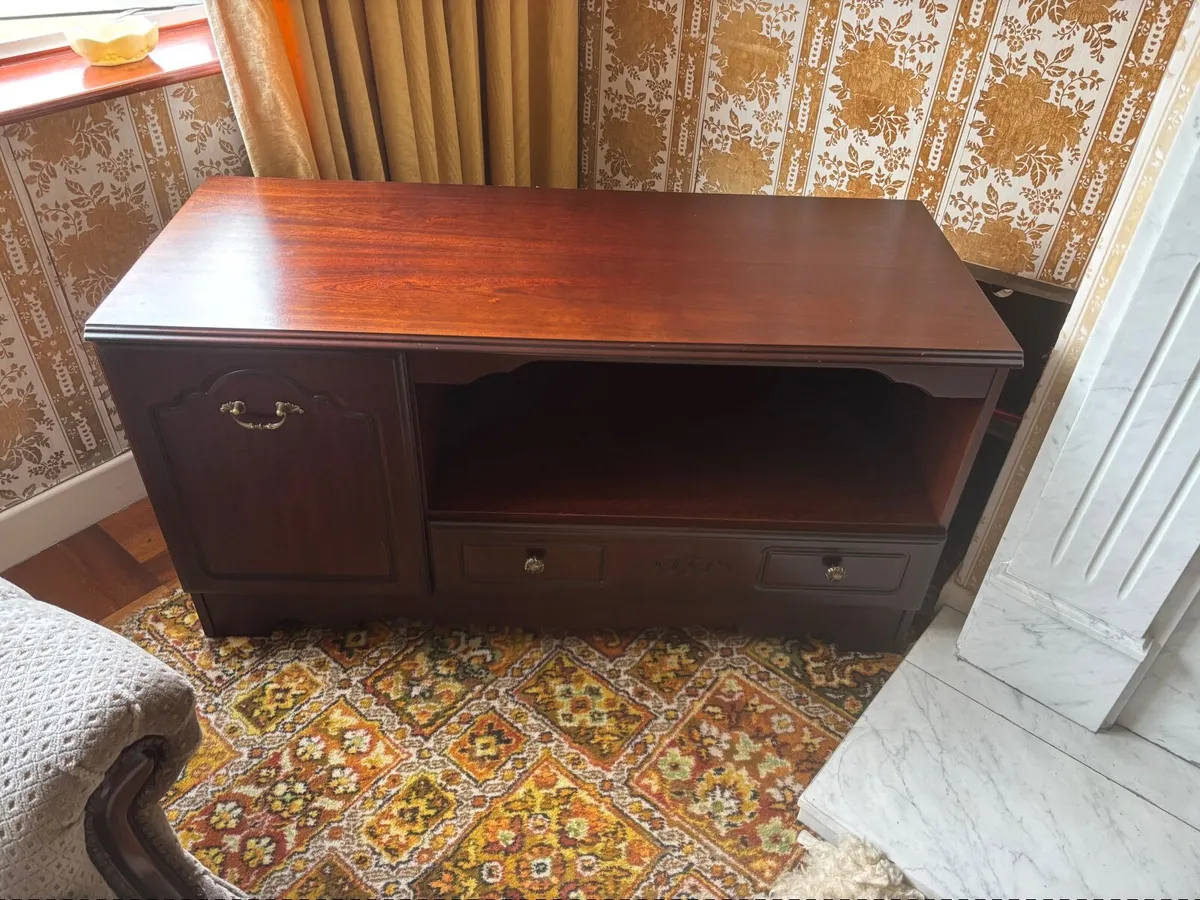 TV stand - Image 4