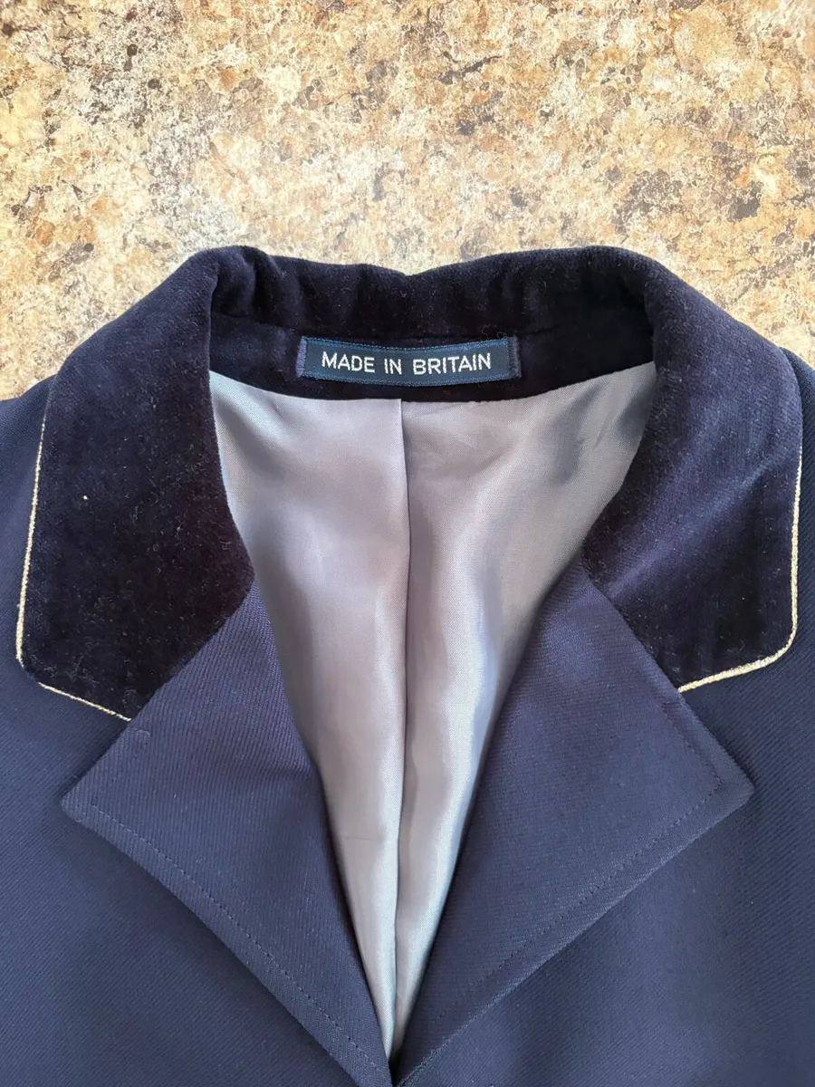 John Whitaker Jacket - Image 4