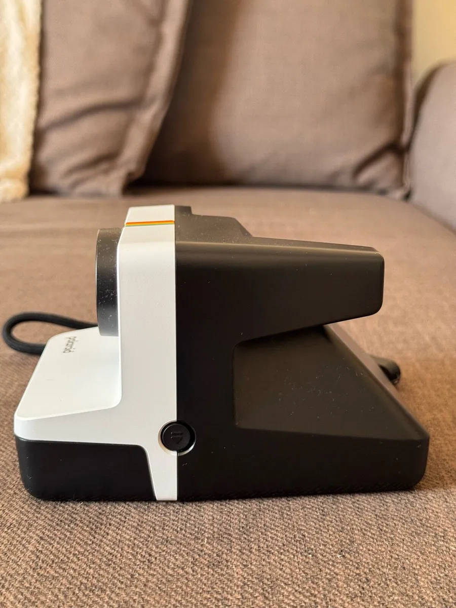 Polaroid Now Generation 3 Instant Camera - Image 3