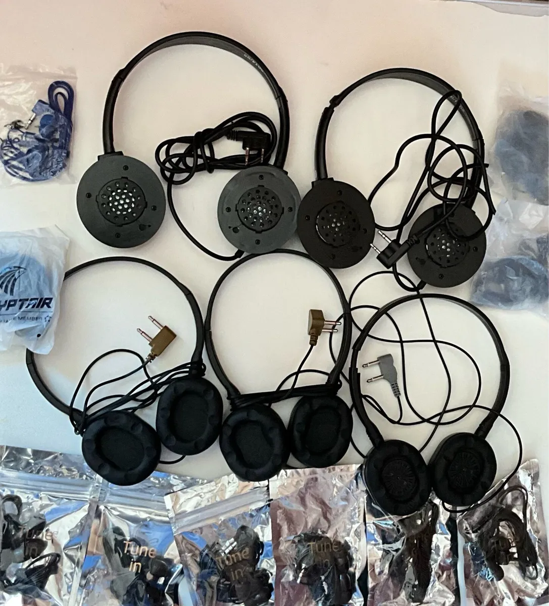 15x headsets - Image 1