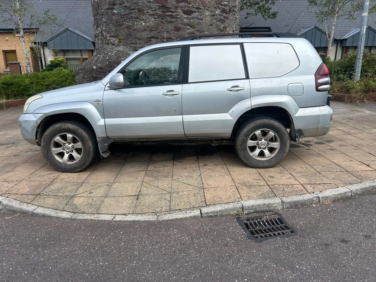 Toyota Land Cruiser 2006 - Image 1
