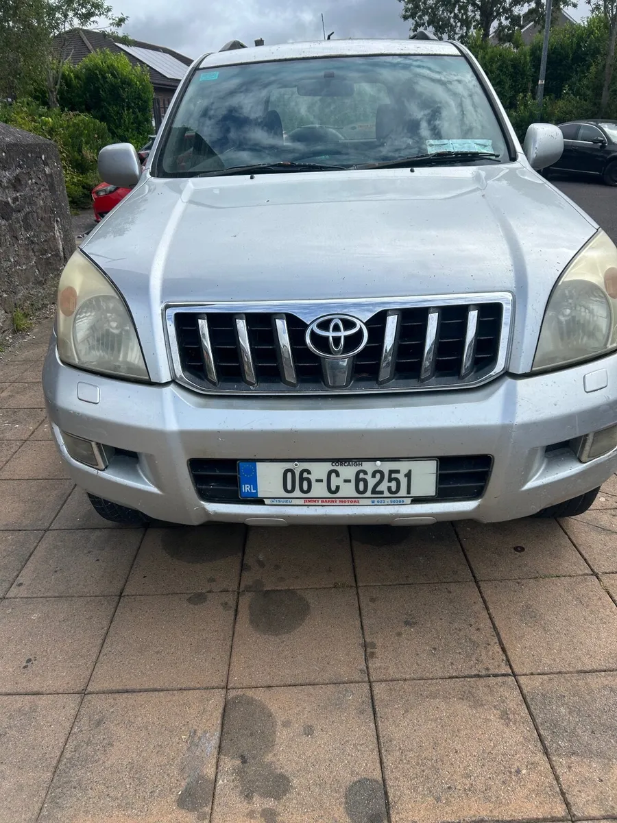 Toyota Land Cruiser 2006 - Image 2