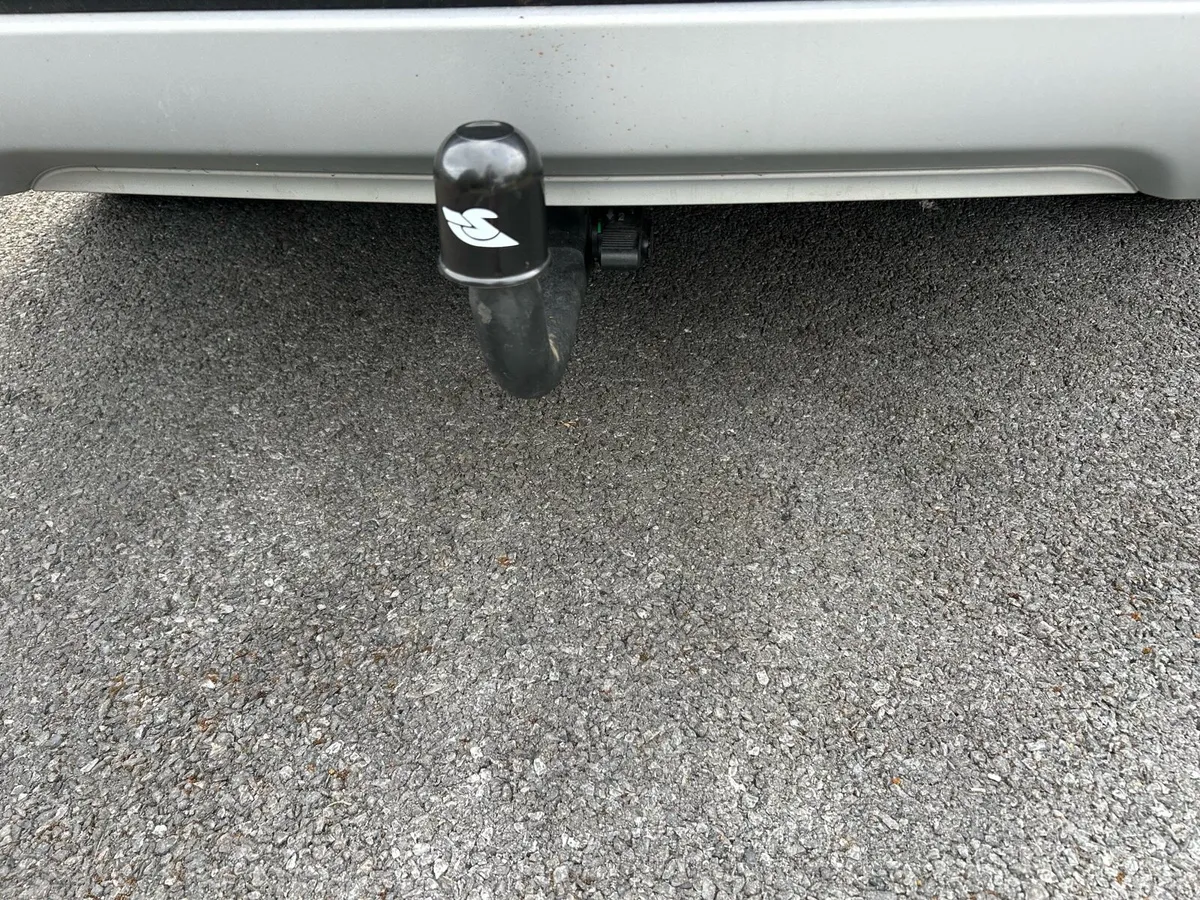 Towbar for sale price Drop Drop again - Image 2