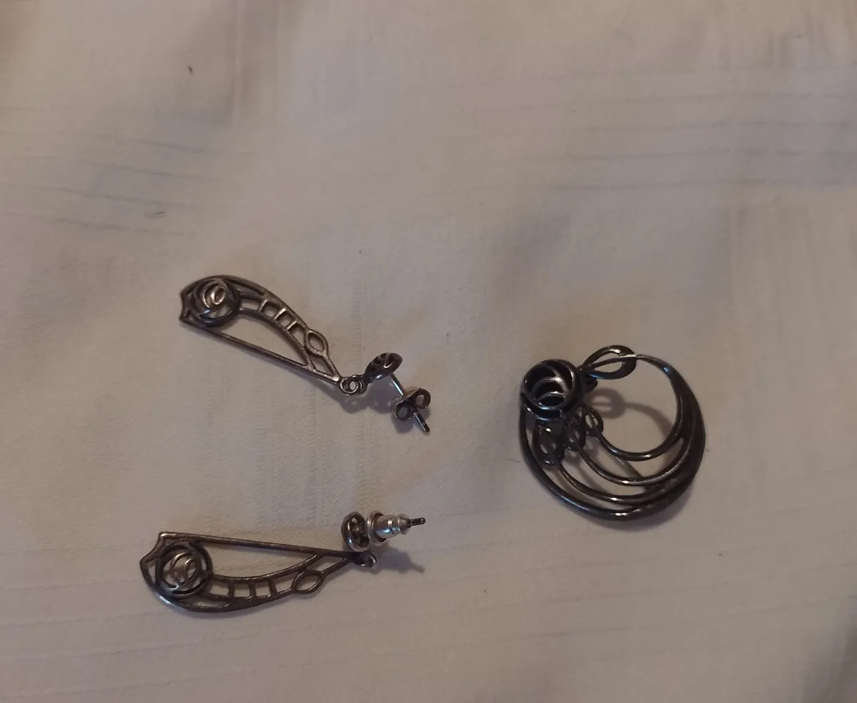 Jewellery - Image 1