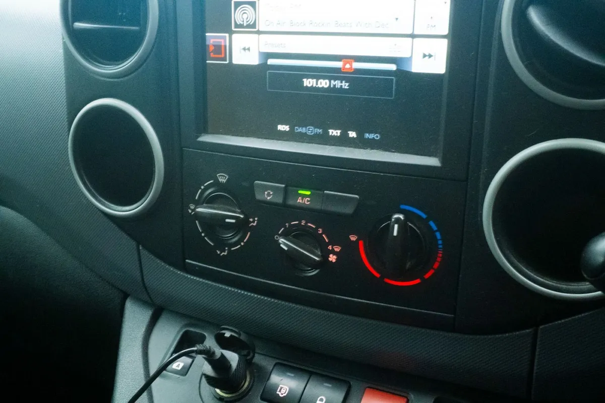 Citroen Berlingo Enterprise 2015 - Image 4