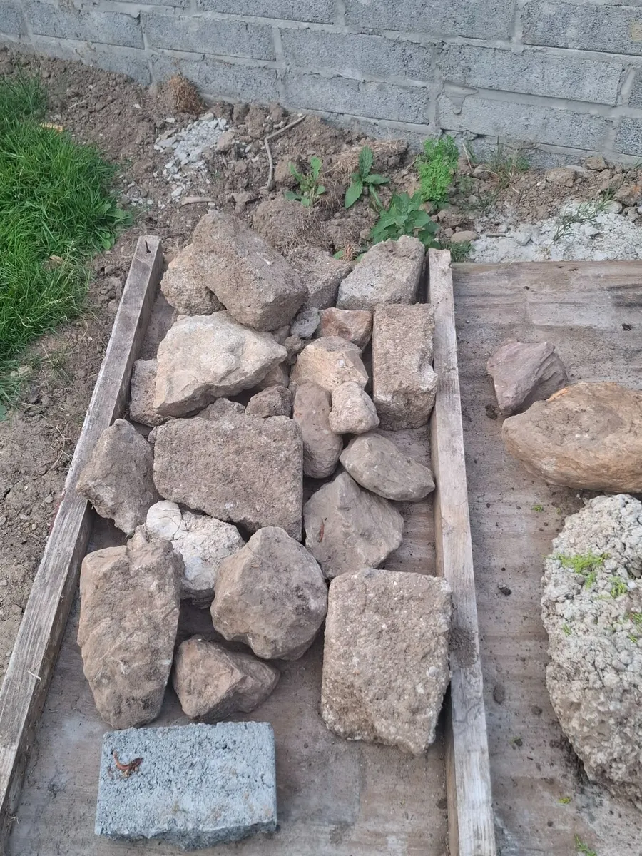 Rocks *FREE TO TAKE* - Image 1