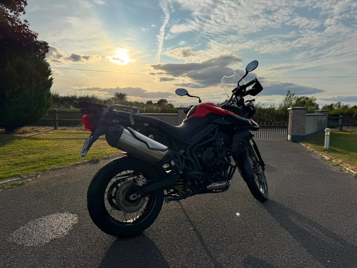 Triumph tiger 800 - Image 1