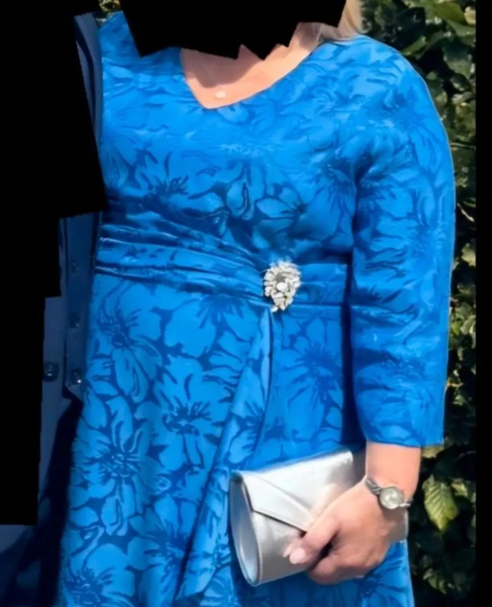 Cassandra Ladies dress with matching facinator Mother of the bride or Mother of the groom - Image 4