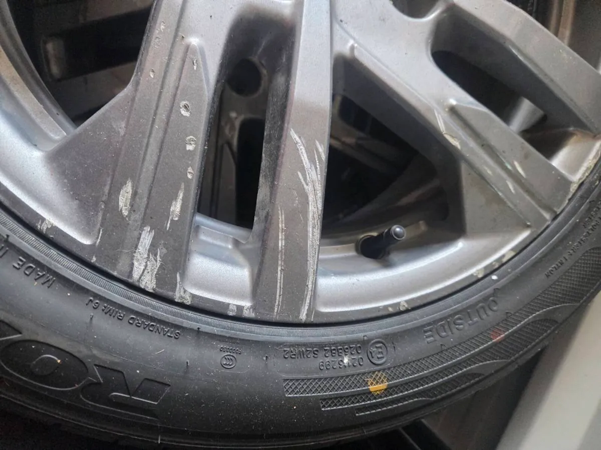 Spare wheel with Tyre - Image 4