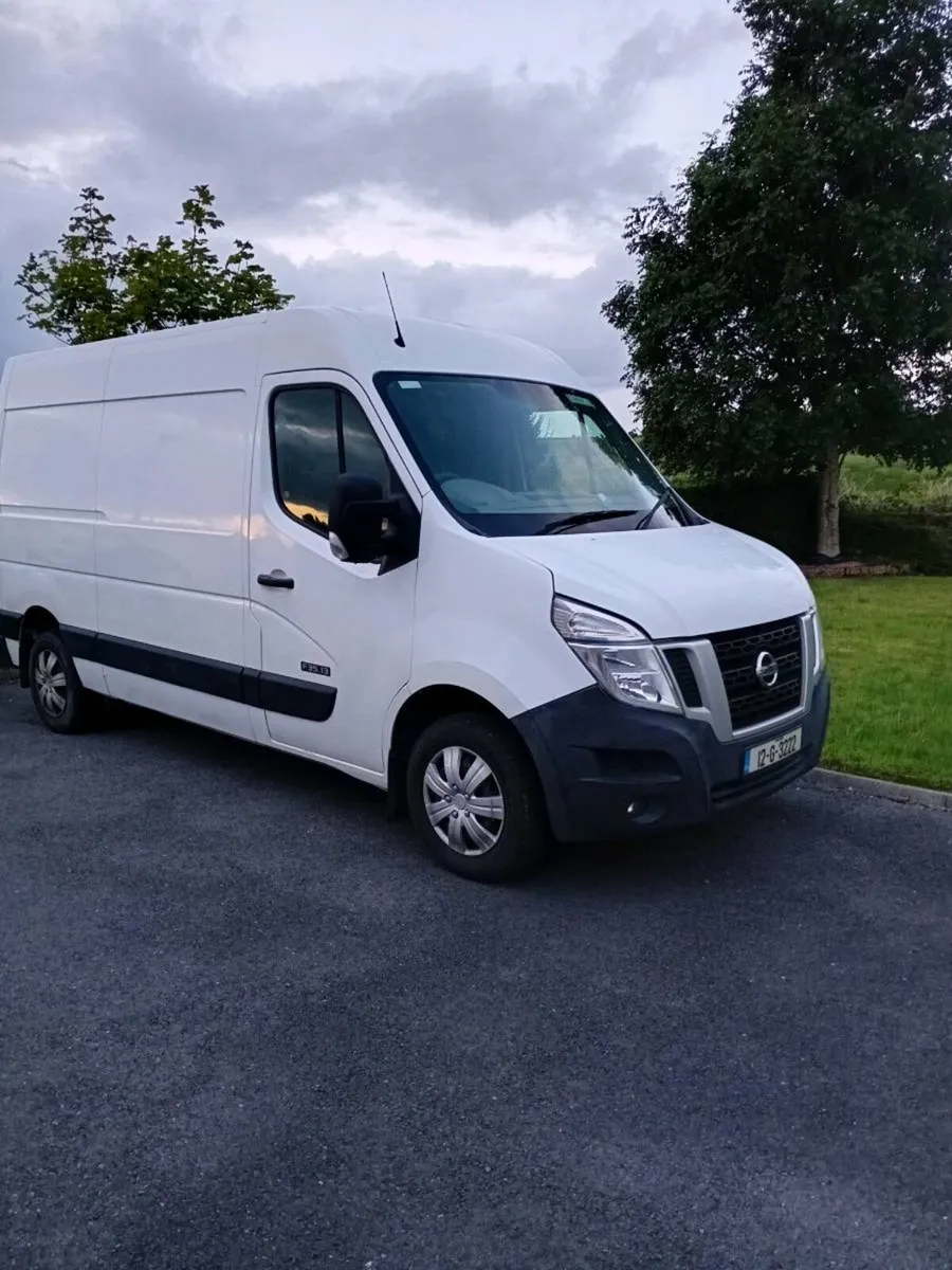 Nissan  nv400 - Image 1