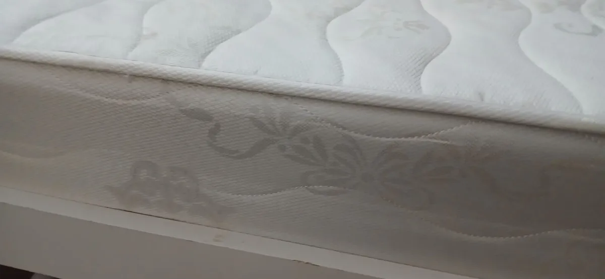 Childrens bed frames - Image 1
