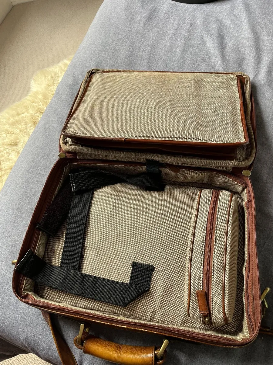 Vintage real leather briefcase - Image 3