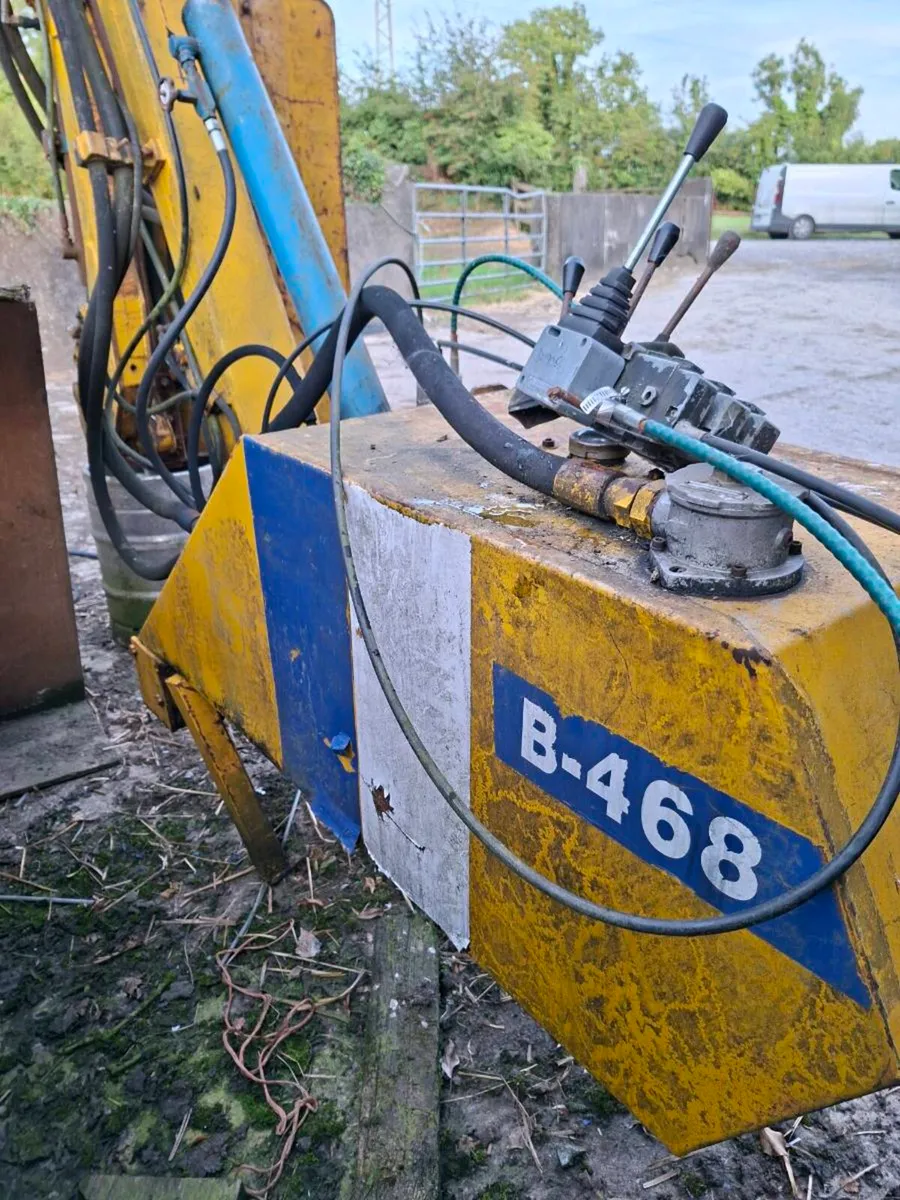 Bomford B-468 hedge cutter - Image 2