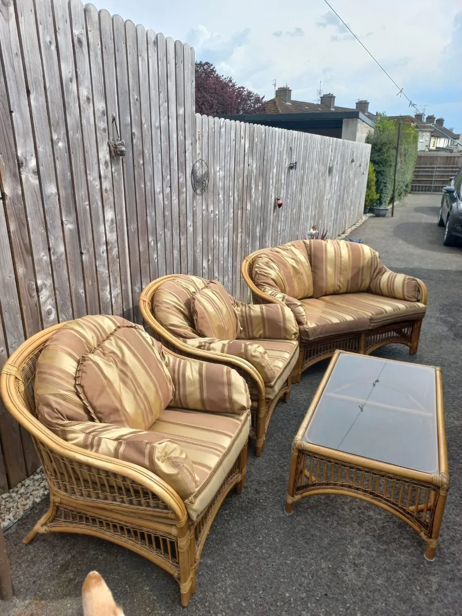 4-Piece Wicker Conservatory Furniture Set