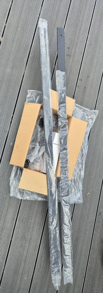Sliding barn door hardware kit VEVOR 8ft - Image 2