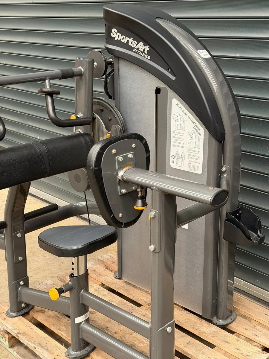 Sportsart Bicep and Tricep Used - Image 3