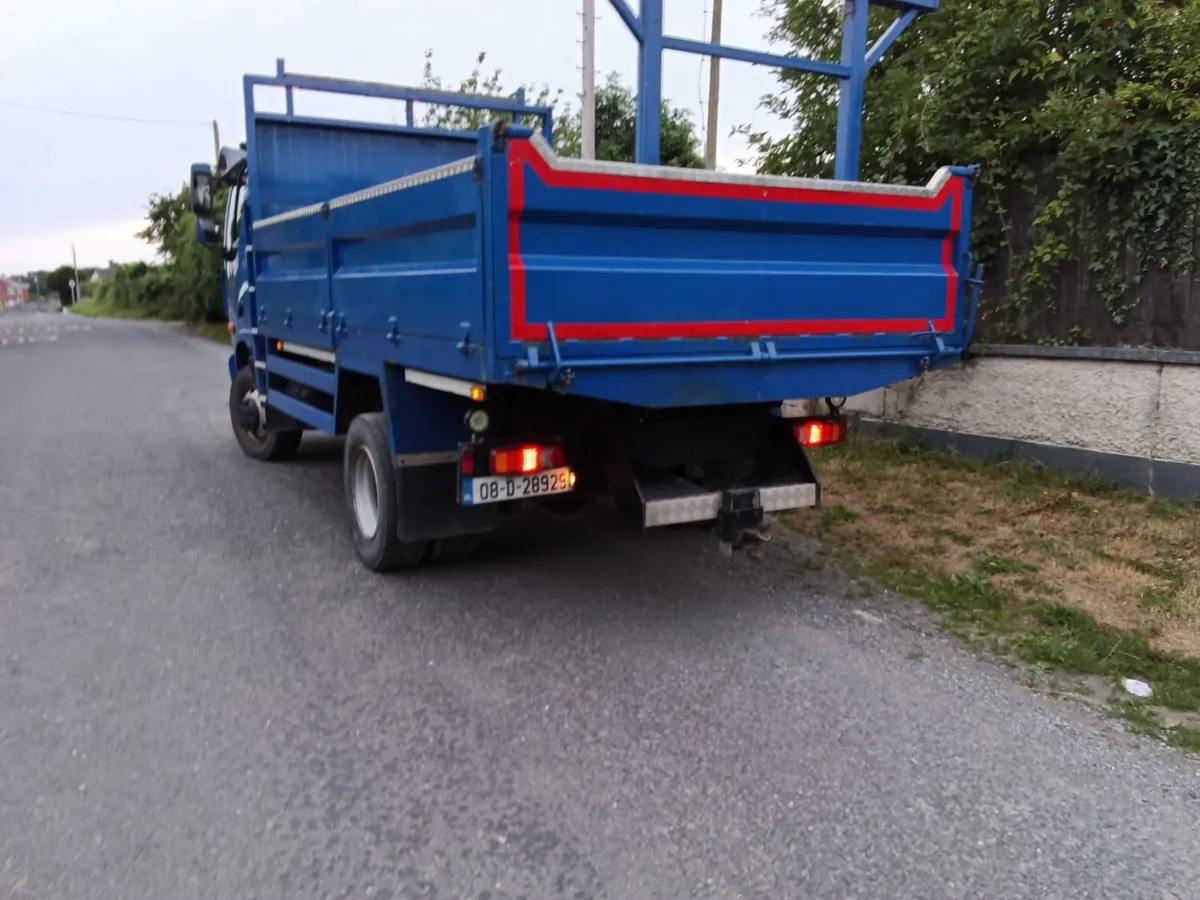 AVIA tipper 10 tonne - Image 1