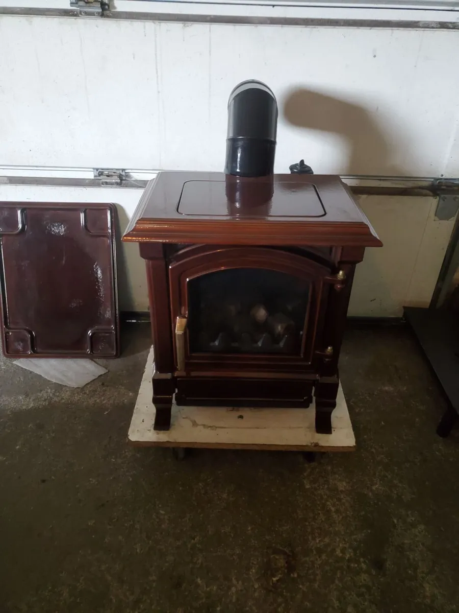 Nestor Martin 5 kw oil stove new condition - Image 2