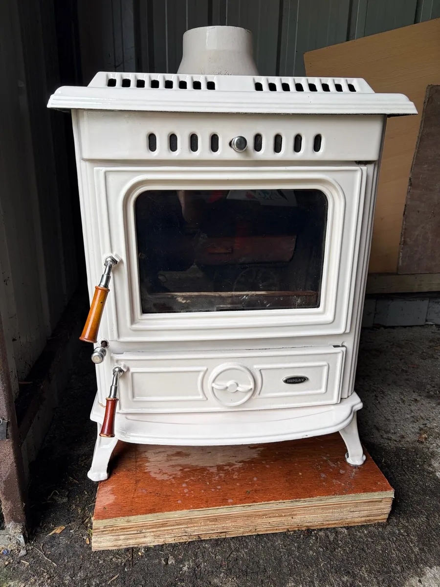 Stove - Image 2