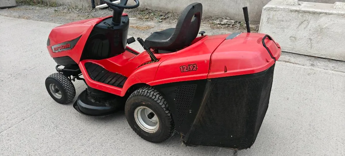 Castelgarden ride on mower - Image 4