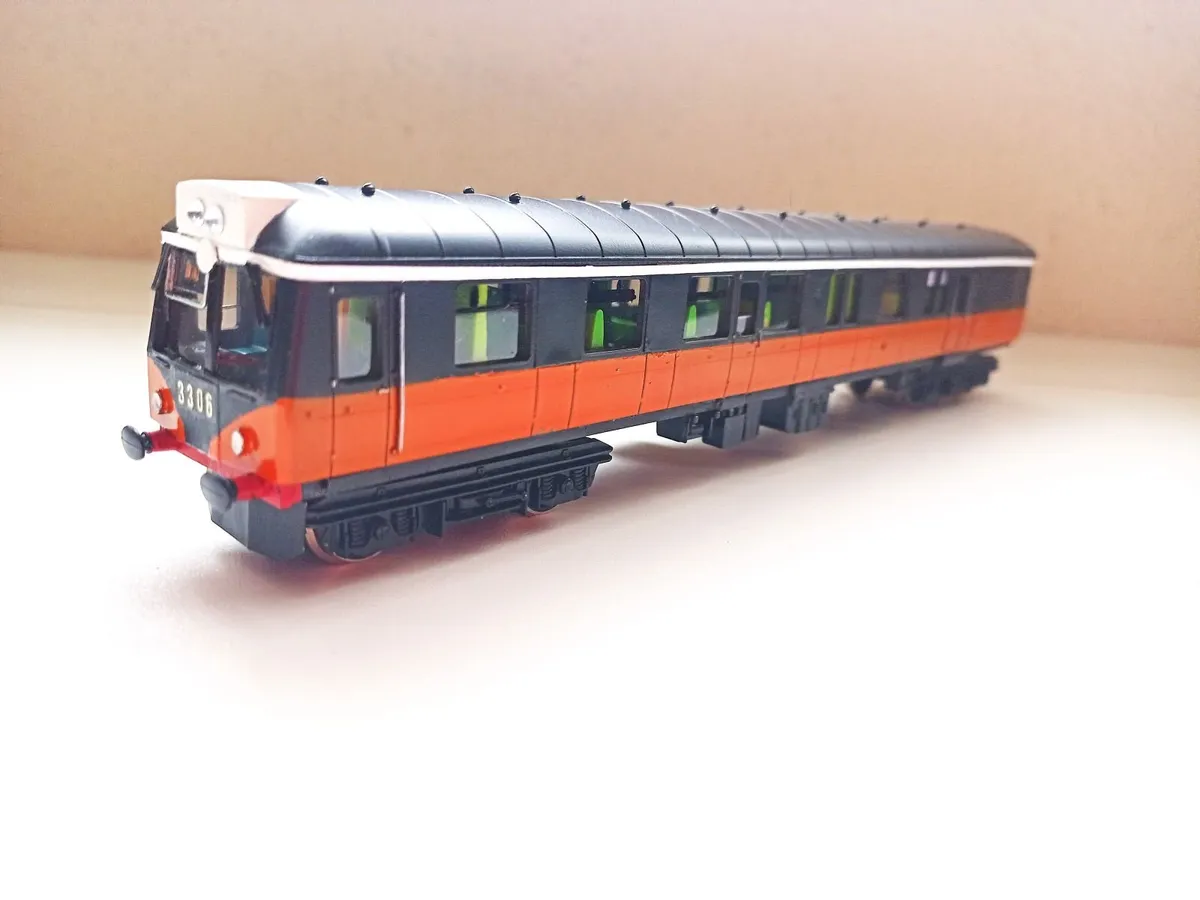 MODEL  RAILWAY  IRISH  AEC  RAILCAR - Image 1