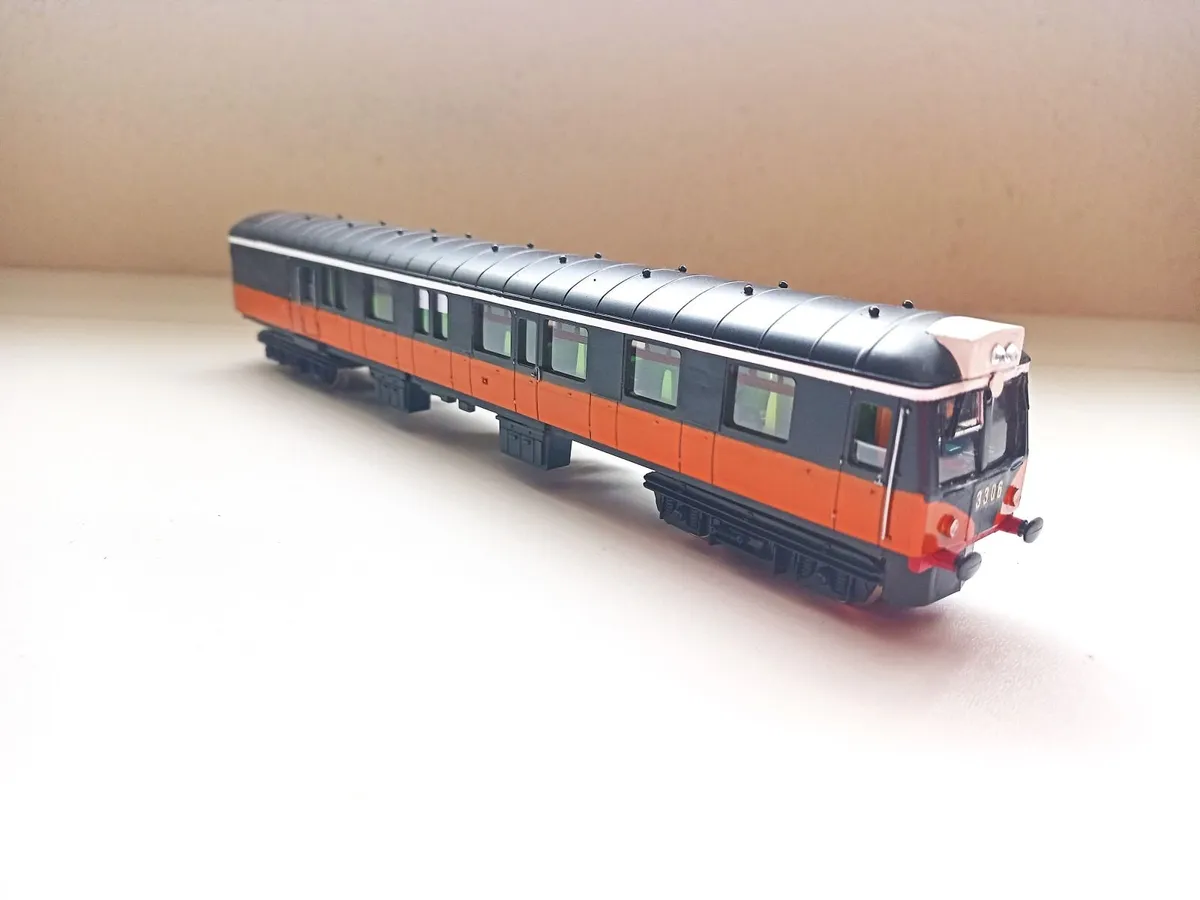 MODEL  RAILWAY  IRISH  AEC  RAILCAR - Image 3