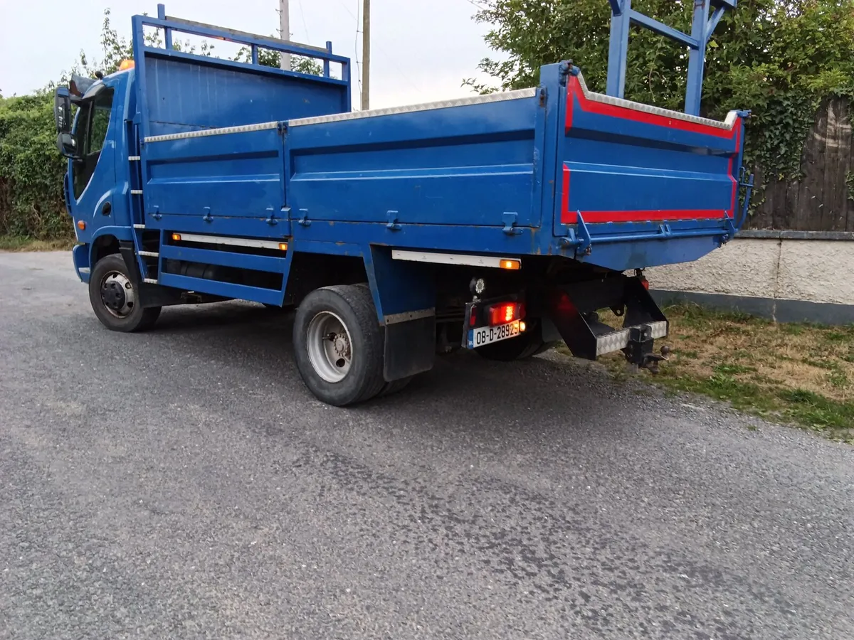 AVIA tipper 10 tonne - Image 3