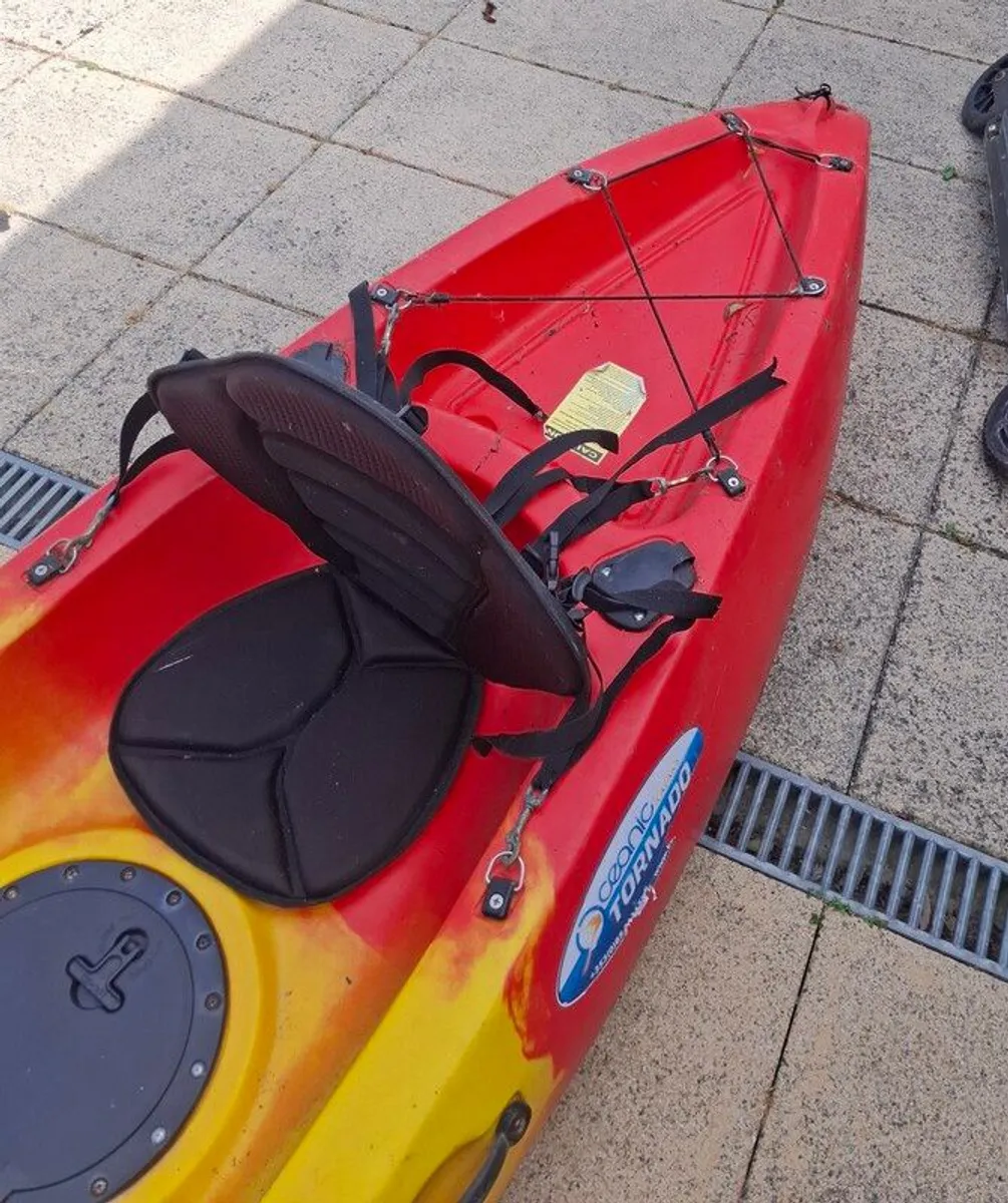 kayak - Image 3