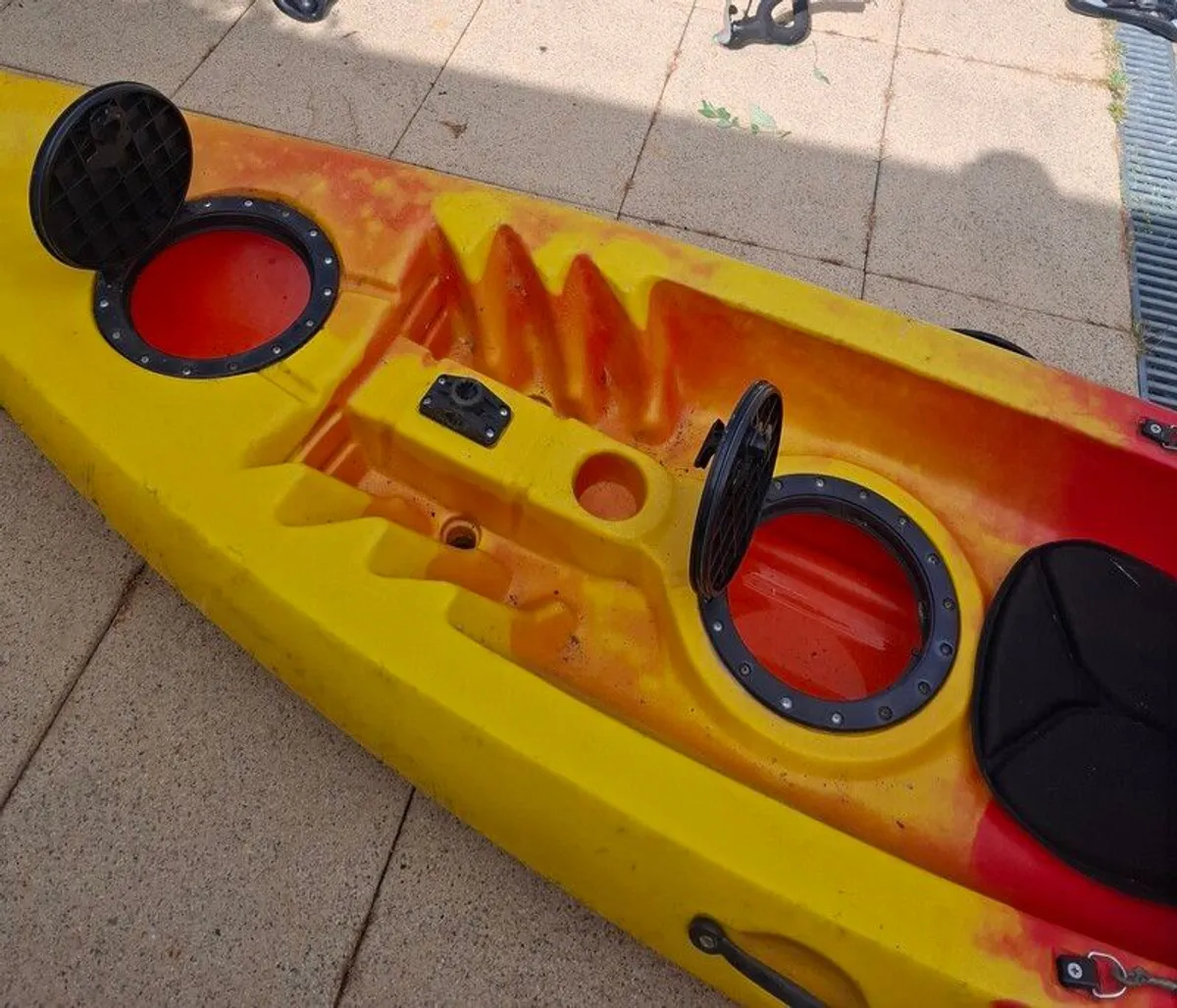kayak - Image 4