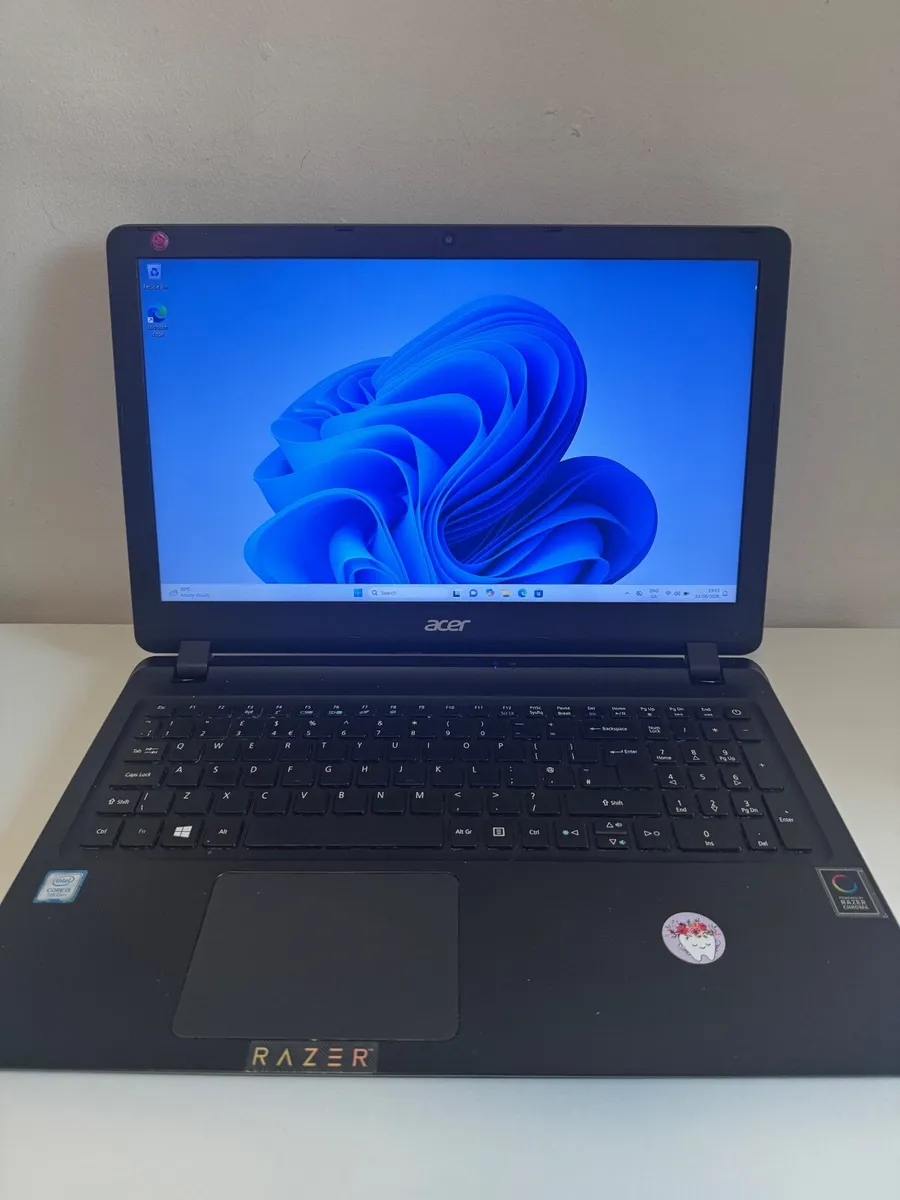 Acer Extensa 2540 Laptop i5-7200U 16GB RAM 500GB S - Image 1