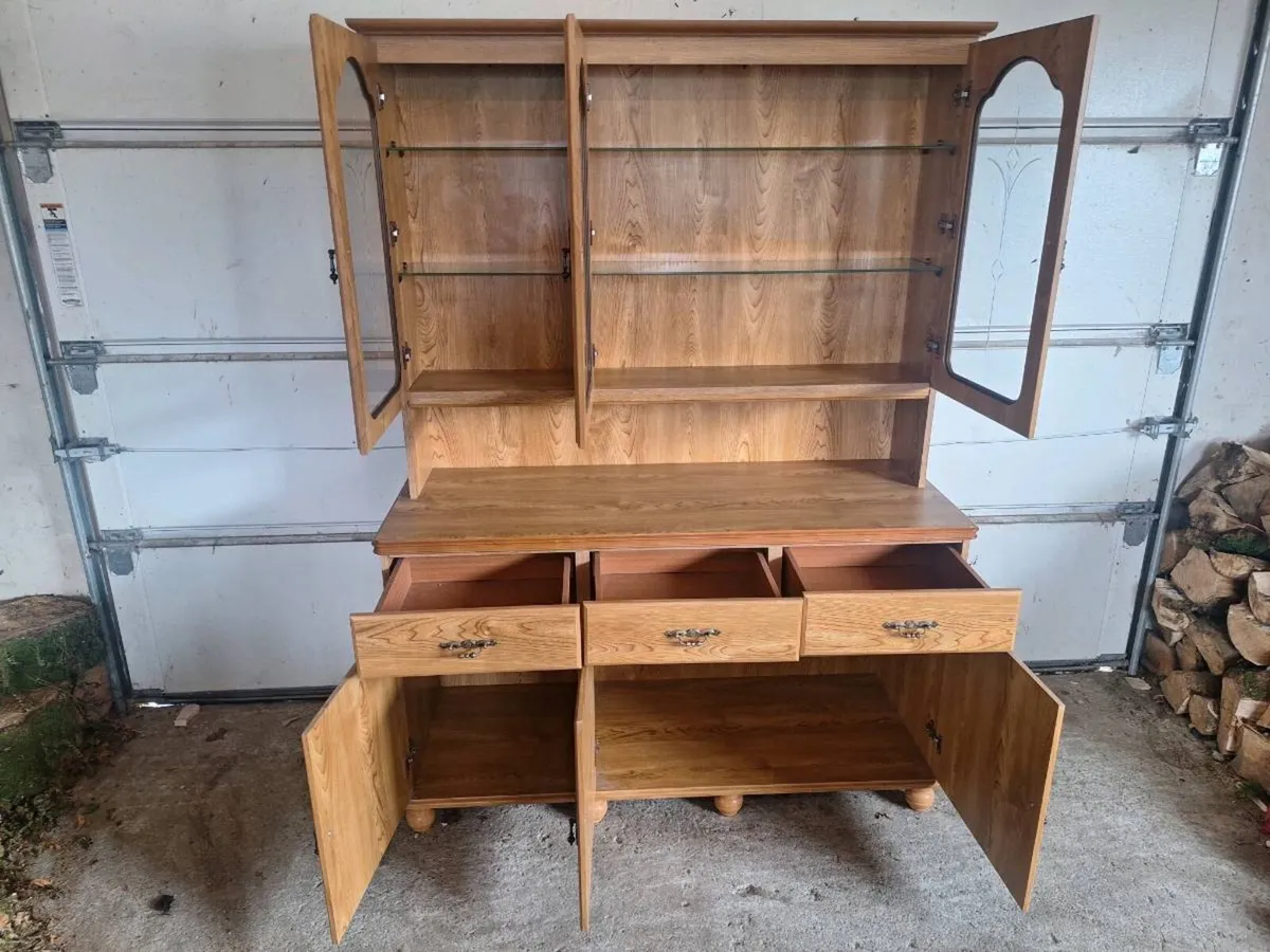 Glass Cabinet - Image 4