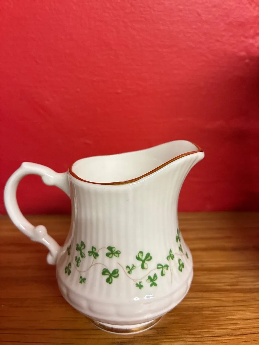 Royal Tara & Belleek Shamrock Collection – 3 Piece - Image 3