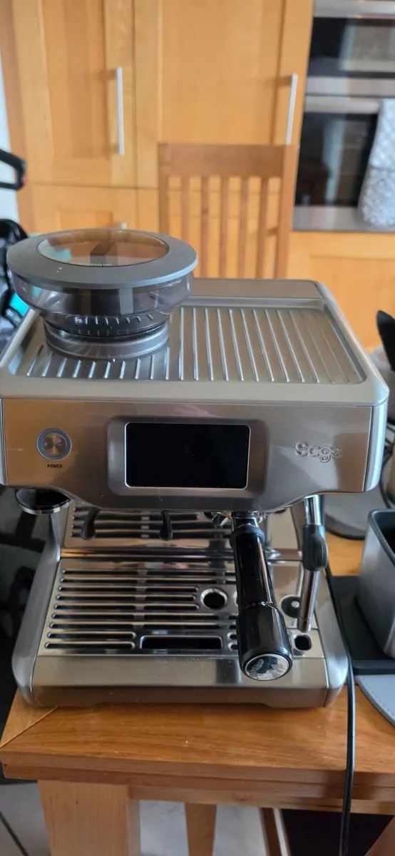 Sage Barista Touch Bean to Cup Coffee Machine - Image 4