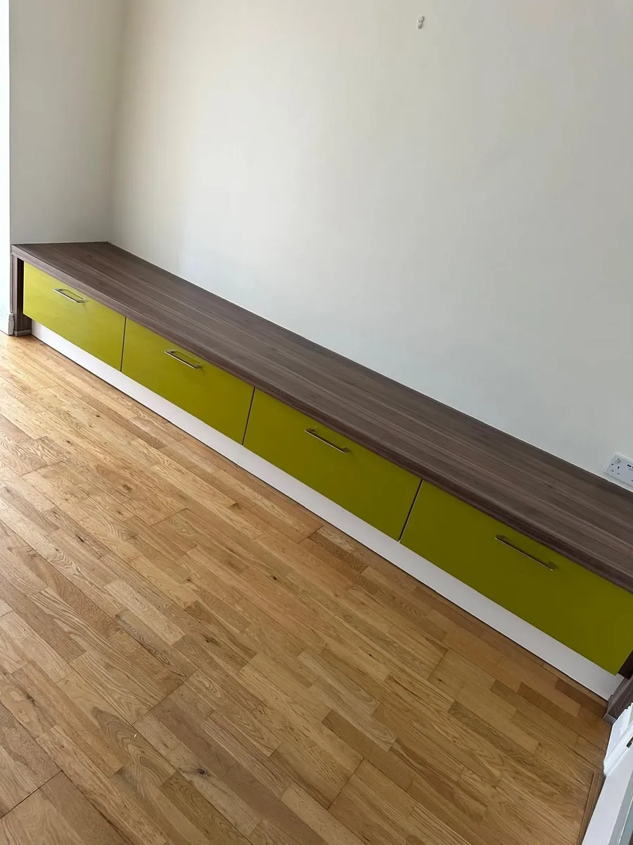 Kitchen - Image 4
