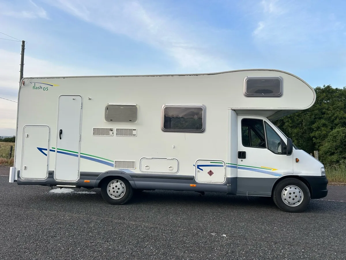2007 ONE OWNER 7 Birth NI REG 2.8 TDI - Image 2