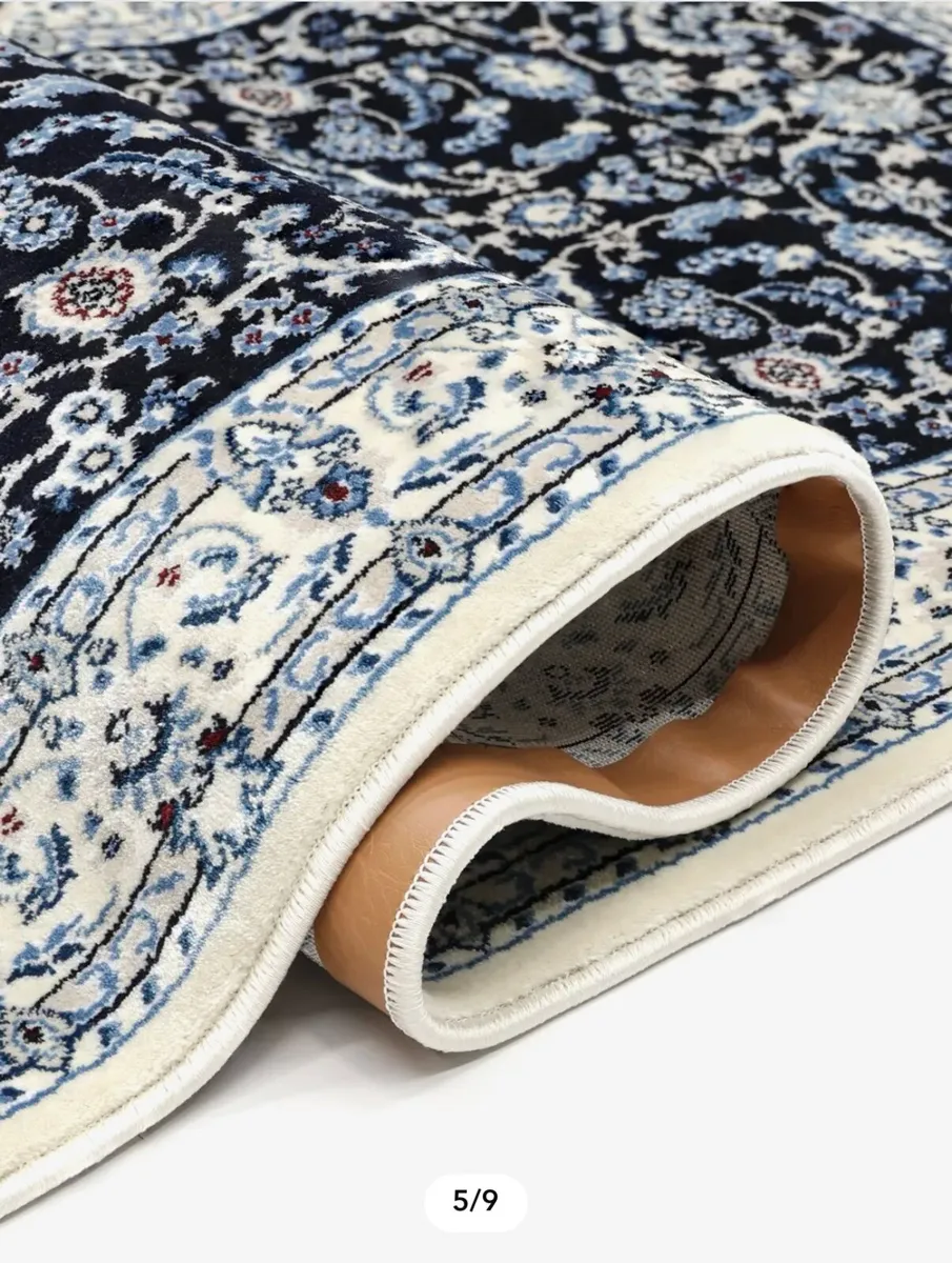 Carpet - Image 2