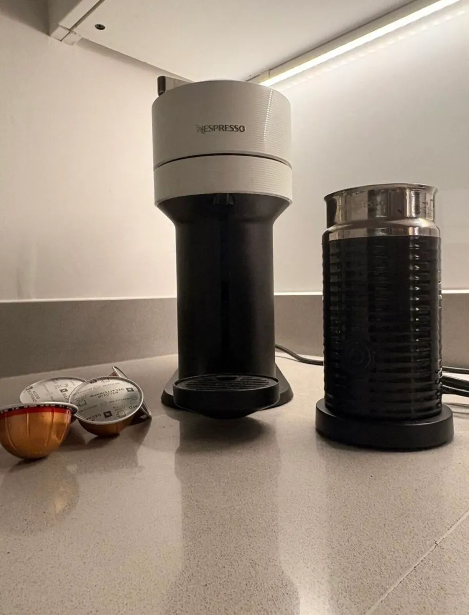 Nespresso machine - Image 1