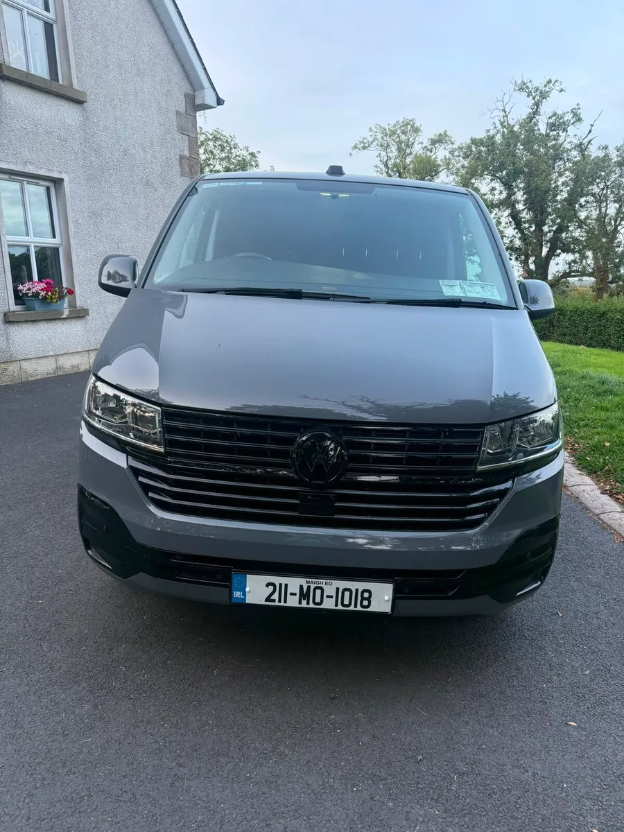 2021 Volkswagen Transporter - Image 1