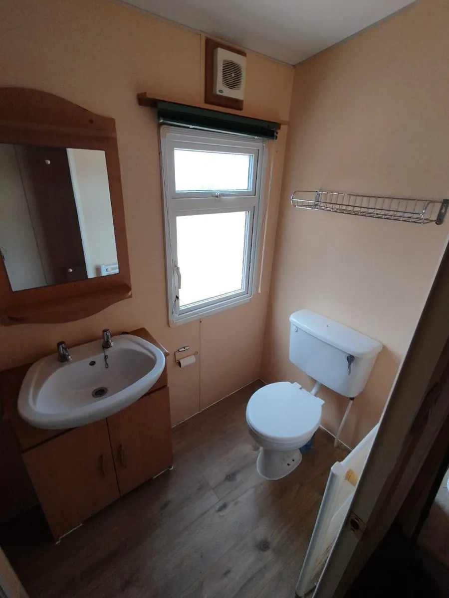 Mobile Home - Image 2